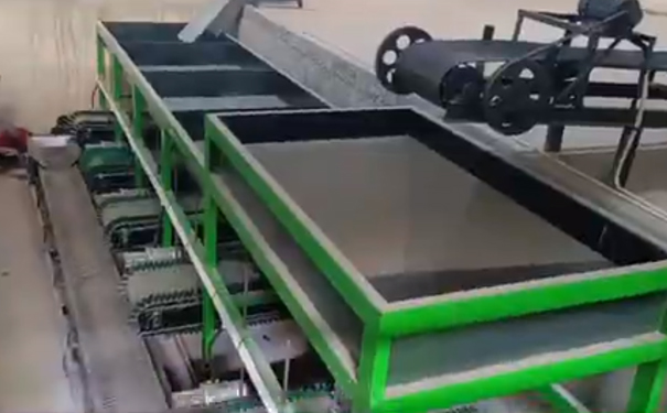 基質(zhì)肥配料系統(tǒng)是現(xiàn)代農(nóng)業(yè)中不可或缺的輔助工具